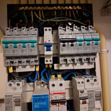 Elektrische werkzaamheden 3